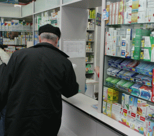 Unele case de asigurări au cerut farmaciilor să ascundă deficitul