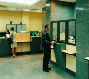 Băncile irlandeze sunt victimele prăbuşirii pieţei imobiliare locale. 