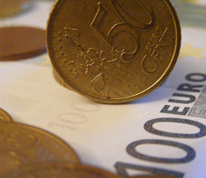 UniCredit: România şi Bulgaria sunt cele mai vulnerabile din regiune la criza din zona euro