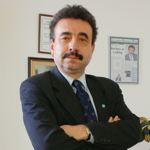 Nicolaie Hoanţă: "Cetăţenii României o vor duce mult mai rău în 2011 şi în anii ce vor veni, din cauza distrugerii economiei româneşti de aleşii lor în cârdăşie cu organisme internaţionale puse în slujba intereselor finanţelor internaţionale sau a forţelor globaliste".