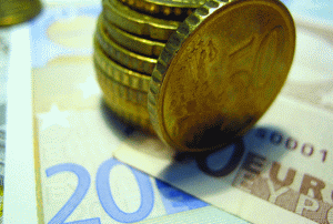 The Euro hovers near the four month-low against the USD