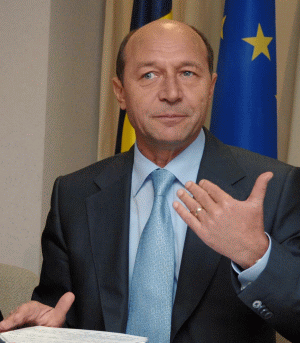 Băsescu: "Susţin ideea finanţării campaniilor electorale de la bugetul de stat"