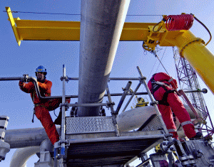 Nivelul câştigului salarial mediu net a fost în creştere faţă de luna noiembrie 2010, între 16% şi 20% în telecomunicaţii, extracţia petrolului brut şi a gazelor naturale.