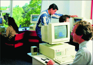 Peste 800.000 de PC-uri vor fi vândute în ţara noastră