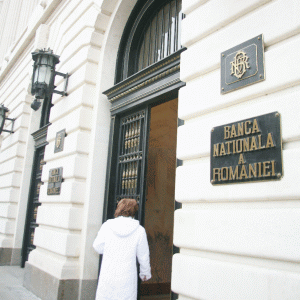 Profit de trei ori mai mic pentru Banca Naţională