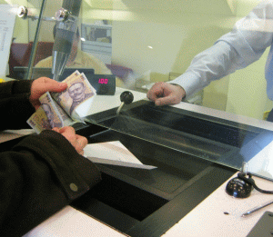 Taxa de solidaritate pe profiturile băncilor, avizată de Consiliul Legislativ