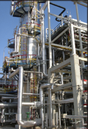 "Petrom" va continua, în următoarele trei luni, producţia de carburanţi la "Arpechim"