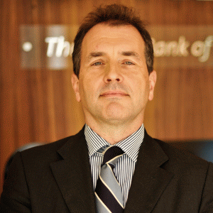 "Sperăm că 2011 va aduce o revigorare a creditelor de investiţii, pentru că această tendinţă va genera potenţial de creştere economică", a declarat Johan Gabriels.