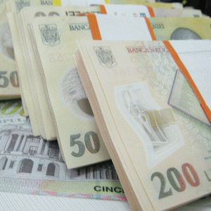 Finanţele au împrumutat un miliard de lei