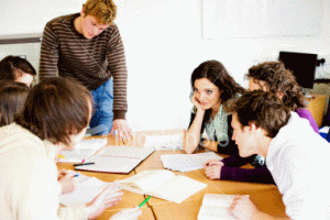 Bani europeni pentru studenţii noştri