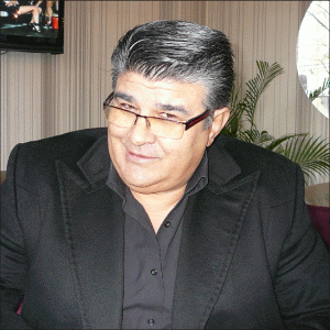 Domnul Marcel Bărbuţ, preşedinte-director general şi investitor majoritar al SC "AdePlast" SA, cu sediul central în municipiul Oradea.