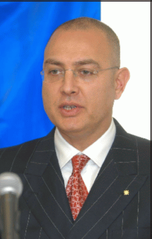 Tamar Oazatakul, presedintele bancii