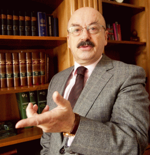 Implicat în vânzarea FECNE, avocatul Vasile Deleanu consideră că este un succes faptul că nu s-a vândut pe bucăţi.
