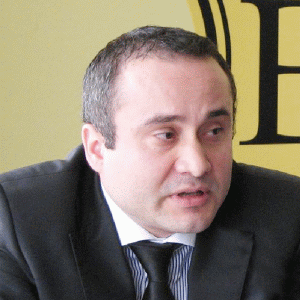 Leonard Cornoiu: "Fondurile europene nu sunt considerate încă fonduri de investiţii care pot stimula dezvoltarea economică şi socială a ţării".