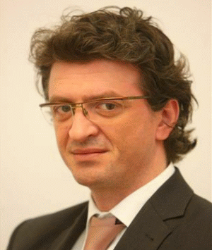 "Vedem o creştere şi pe segmentul colecţionarilor şi al investitorilor de mică anvergură unde oferta pe piaţă este prohibitivă", ne-a declarat Răzvan Furtună.