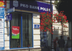 Cea mai mare bancă din Polonia ar putea intra pe piaţa românească 