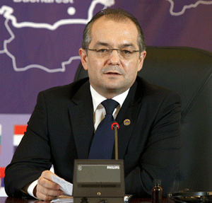 Schimbarea lui Emil Boc, posibil subiect pe lista discuţiilor de astăzi ale Coaliţiei 