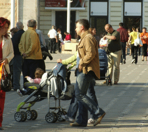 La fondurile de pensii facultative contribuie 234.939 participanţi, comparativ cu 230.586 persoane în urmă cu o lună.