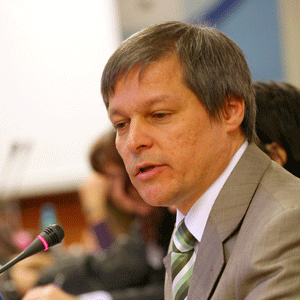 Comisarul European Dacian Cioloş a subliniat că pentru castraveţi, roşii şi salată, în multe state din Europa, pur şi simplu a dispărut piaţa pentru câteva zile. 