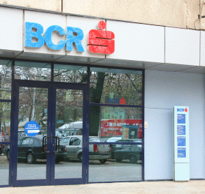 BCR scade dobânda de refinanţare până la 6,61% pe an 