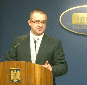 Blejnar: "Nu cred că putem vorbi de corupţie, când se vorbeşte de şeful cel mare"