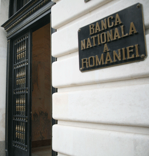 Rezervele valutare au crescut, în iunie, cu 5,2%