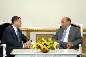 Preşedintele Traian Băsescu şi secretarul general al Organizaţiei Mondiale a Turismului, Taleb Rifai