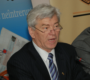 Valeriu Tabără: "Am transmis solicitarea noastră pentru taxarea inversă la fructe şi legume de circa o lună. Sperăm să ni se răspundă mai repede decât în cazul cerealelor, când CE ne-a transmis răspunsul după două luni".