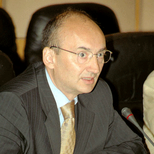 Pogonaru a ajuns la 51,5% din "Prodplast"