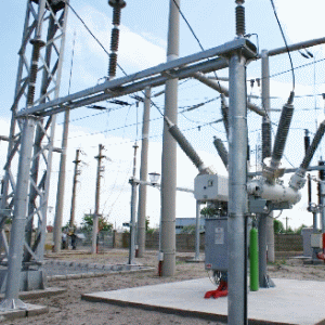 Resursele de energie electrică au fost de 31,8 miliarde KWh, în creştere cu 2,623 miliarde KWh (+9,0%) faţă de semestrul I 2010.