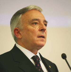 "Datele privind inflaţia încep să arate mai bine", a declarat Mugur Isărescu.