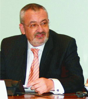 Sebastian Vlădescu: Listarea este numai problema acţionarilor