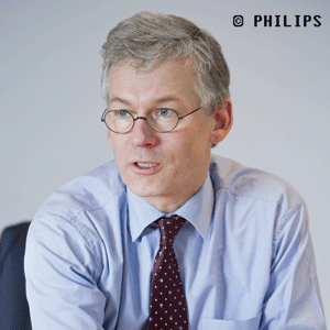 Frans van Houten, directorul executiv al "Royal Philips Electronics" NV, susţine că măsura disponibilizărilor este "un răs-puns la provocările din mediul economic".