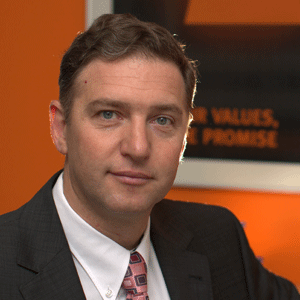 Domnul Bogdan Apahidean, preşedintele Asociaţiei Societăţilor de Leasing Operaţional, director general al LeasePlan România SRL.