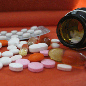 Producătorii autohtoni de medicamente ameninţă cu stoparea investiţiilor şi orientarea exclusiv către export