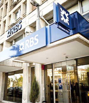 RBS a eliminat circa 27.000 de locuri de muncă din 2008 - când a primit sprijin de la stat - până în prezent.