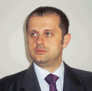 Alin Brendea: Scenariul unei reveniri economice în "V" pare tot mai îndepărtat