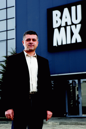 Baumix: Într-un scenariu pozitiv, piaţa se va situa în 2012 la nivelul anului 2011