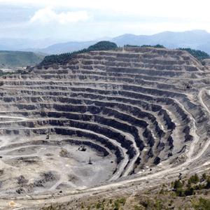 Entitatea care ia naştere prin fuziunea "Glencore" - "Xstrata" va avea vânzări de 209 miliarde dolari, în 2012. 