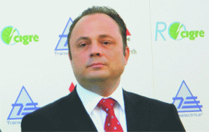 Former managing director of "Transelectrica" Horia Hăhăianu claims that his honorable resignation has no legal implications and he would like to have his job back.