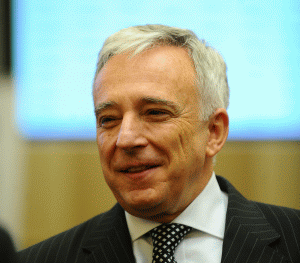 Isărescu: Odată cu topirea zăpezilor, băncile vor avea mai multă lichiditate