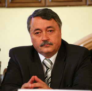 "Orice creştere înregistrată în accesul IMM-urilor la credite bancare va conduce la o creştere a capacităţii acestor întreprinderi de a realiza valoare adăugată, ceea ce se traduce în asigurarea condiţiilor de creştere economică sustenabilă", a declarat Aurel Şaramet.