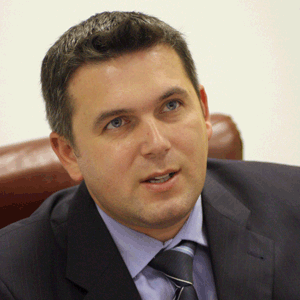 "Producţia naţională de bere reuşeşte să acopere un volum de 99% din berea consumată de către români, dar totuşi importurile au crescut anul trecut", a spus Constantin Bratu.