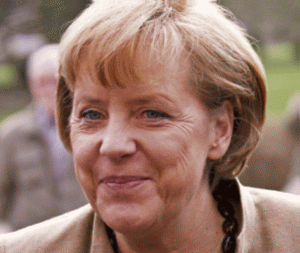 Merkel: Grecia are şansa să depăşească criza