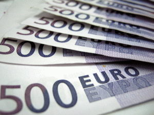 Şase persoane suspectate pentru delapidarea a 700.000 euro din fonduri europene