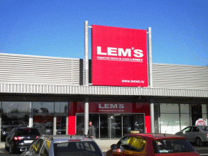 Lemet deschide 2 magazine LEM'S la început de aprilie: Câmpina şi Reghin