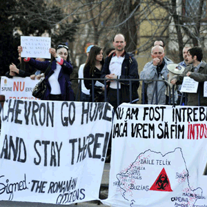 Activiştii anti-Chevron: Protestele vor continua!