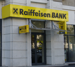 Amenda primită de Raiffeisen Bank, redusă la 8 milioane de lei