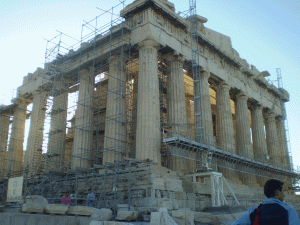 Honohan, BCE: "Ieşirea Greciei din zona euro nu ar fi fatală"