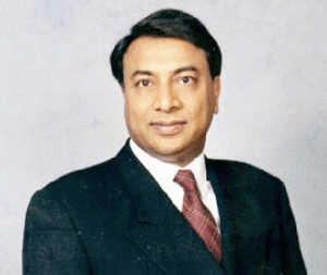 Lakshmi Mittal a plecat, aseară, din ţara noastră, fără a se întâlni cu autorităţile române pentru a discuta problema achiziţiei de energie necesară pentru unităţile pe care acesta le deţine în România, întrucât nu a fost un punct pe agenda vizitei sale.